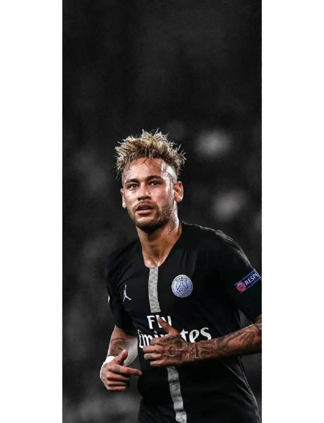 九游-内马尔在利物浦比赛中战术调整,锐不可当引发热议!赢得满堂喝彩-九游